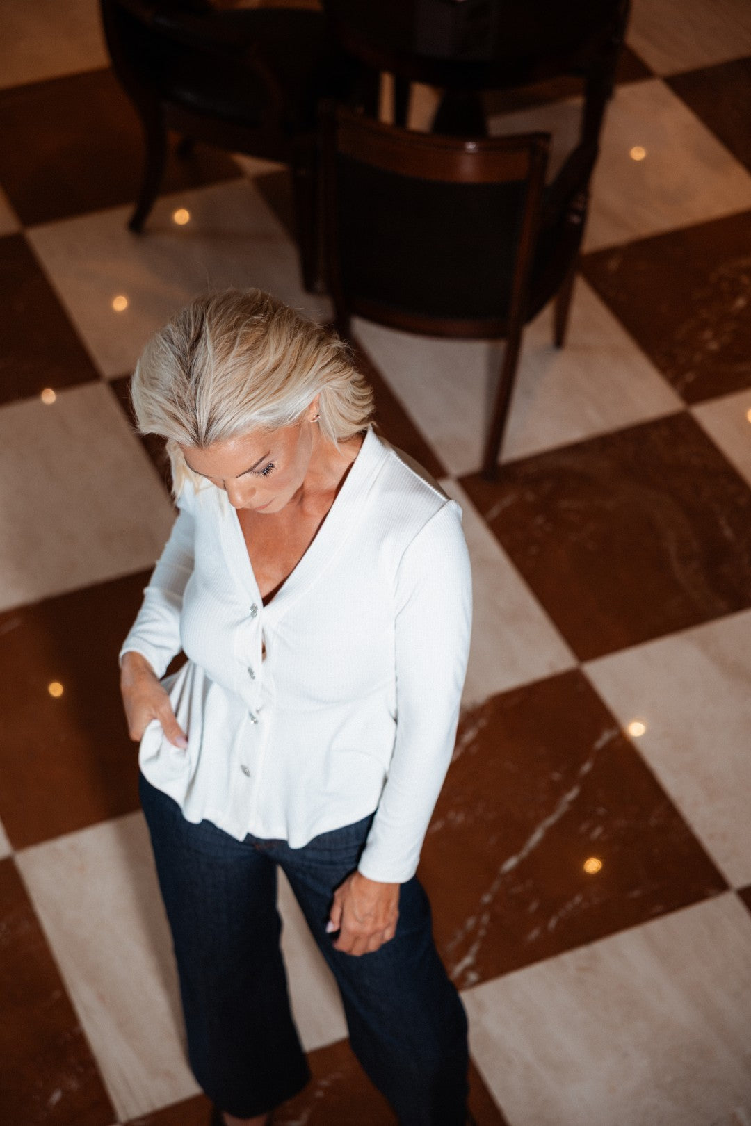 Suite Velvet White Cardigan