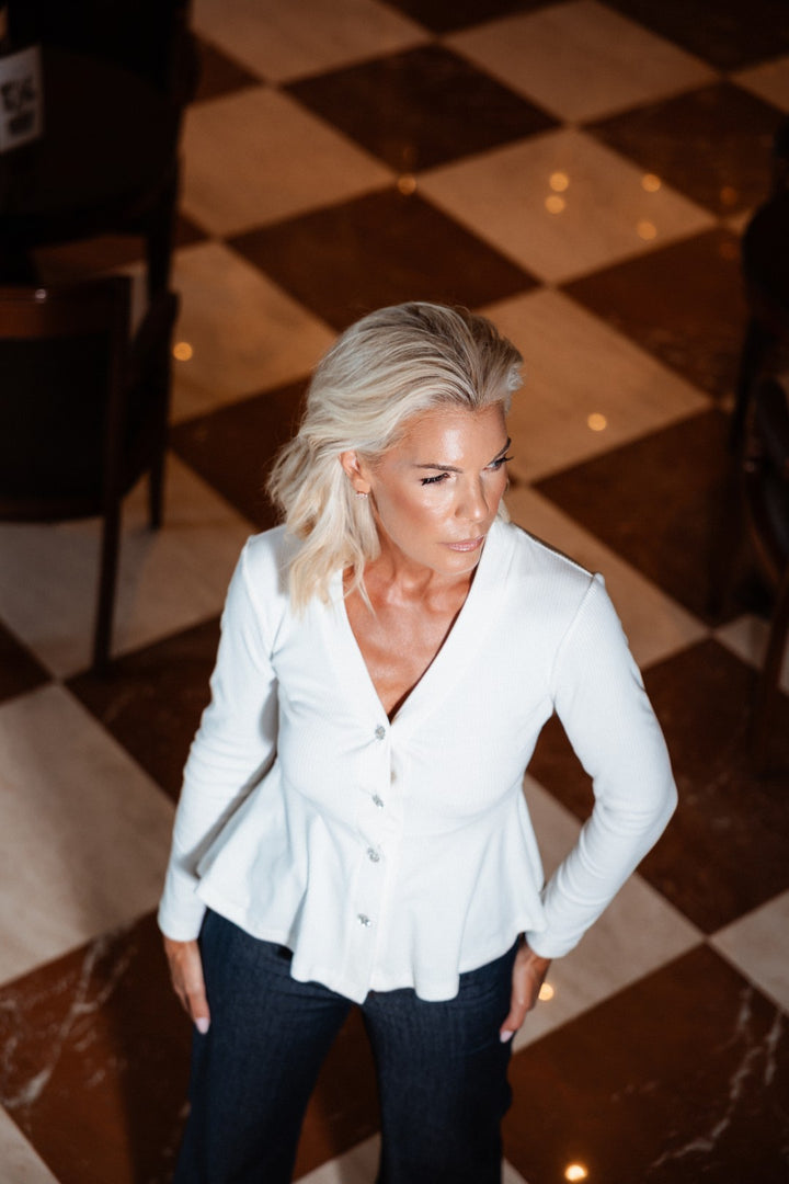 Suite Velvet White Cardigan