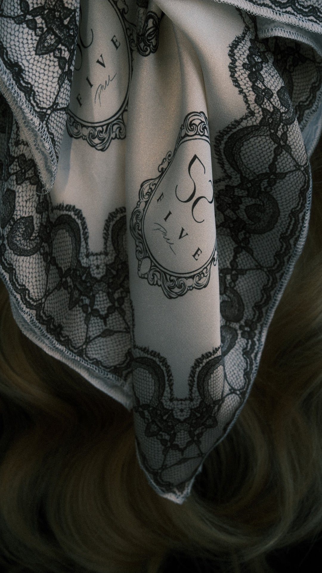 5pm Scarf